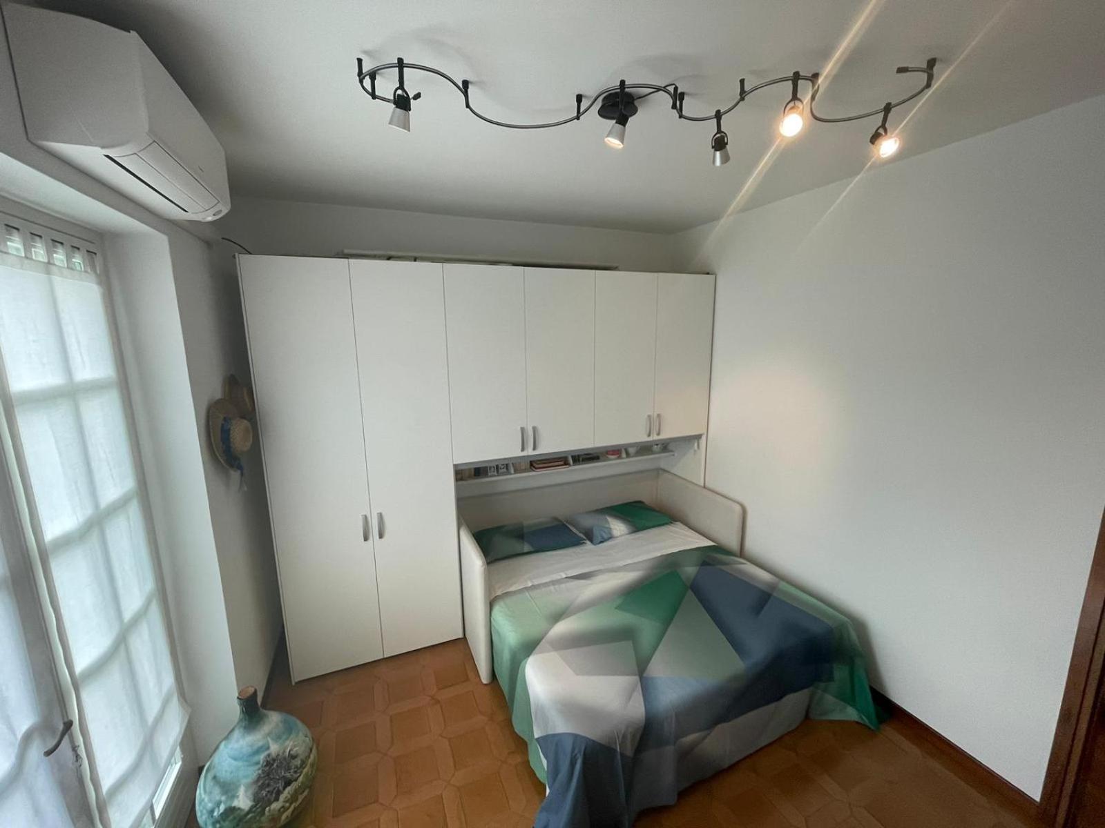 B&B Marilena Guanzate Eksteriør billede